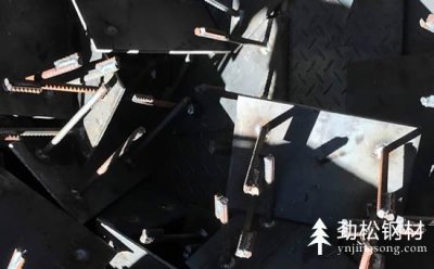 钢结构工程中安装预埋件