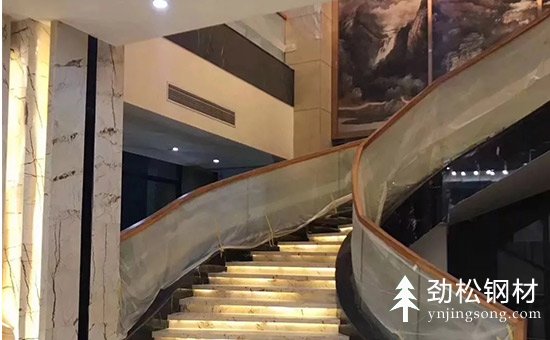 豪华别墅型旋转楼梯效果图推荐